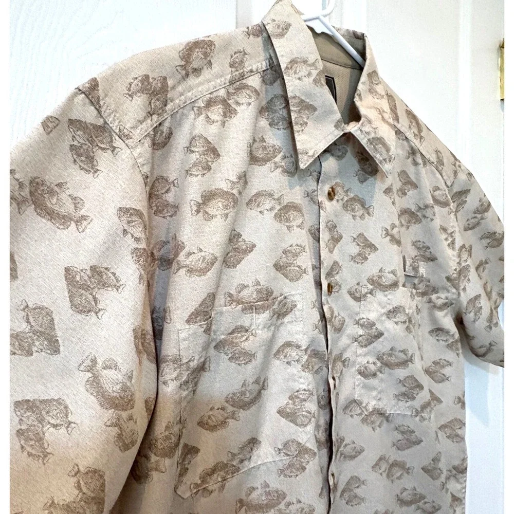 Weatherproof Garment Co Mens‎ Fishing Size L Beige Fish Print Button-Up Outdoor
